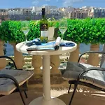 Lejlighed Seaview Promenade Salina