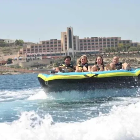 Seaview Promenade * Салина