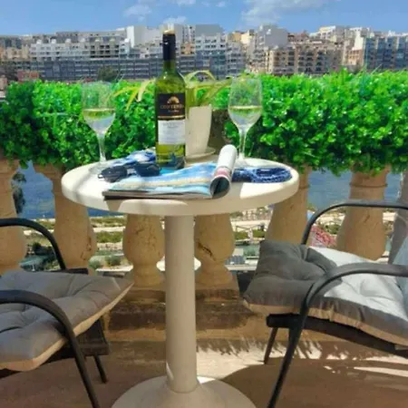 Апартаменты Seaview Promenade Салина