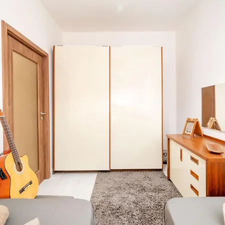 Апартаменты Seaview Promenade